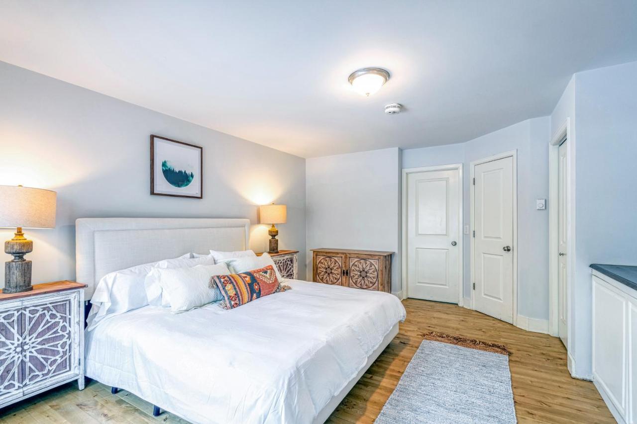 Town Jewel Apartment